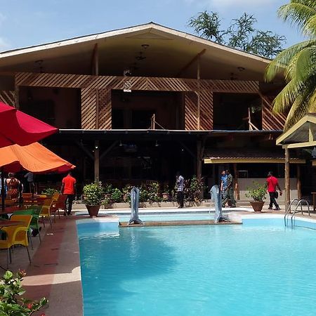 Sir Max Hotel Kumasi Exterior photo