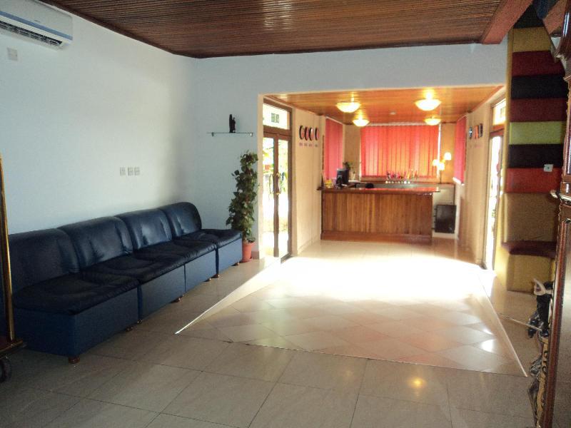 Sir Max Hotel Kumasi Exterior photo