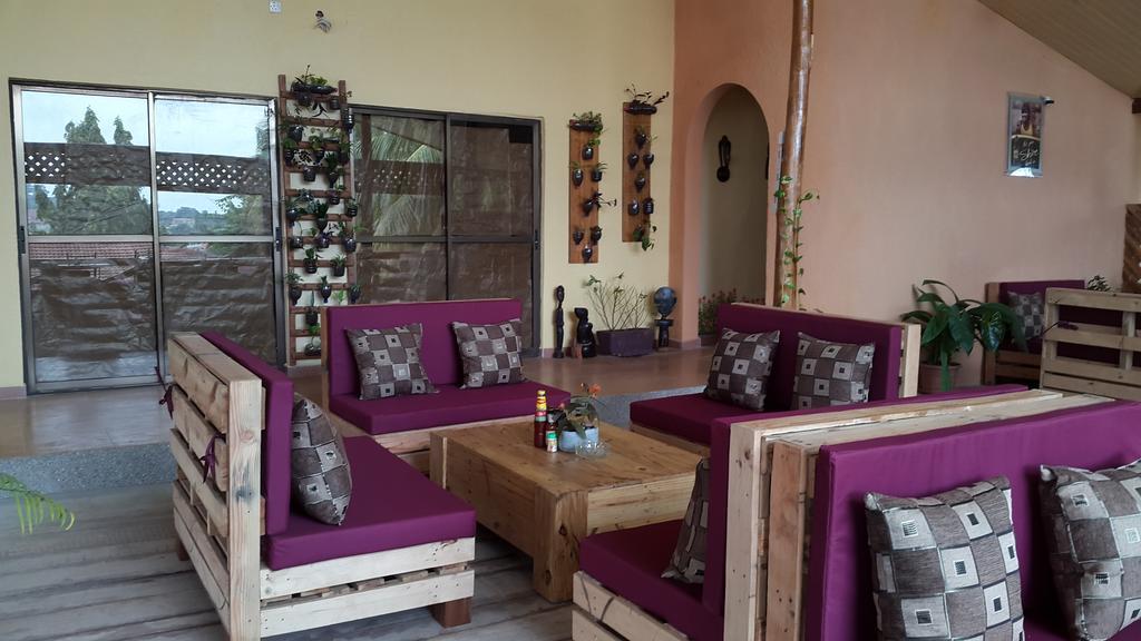 Sir Max Hotel Kumasi Exterior photo