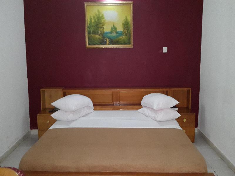 Sir Max Hotel Kumasi Exterior photo