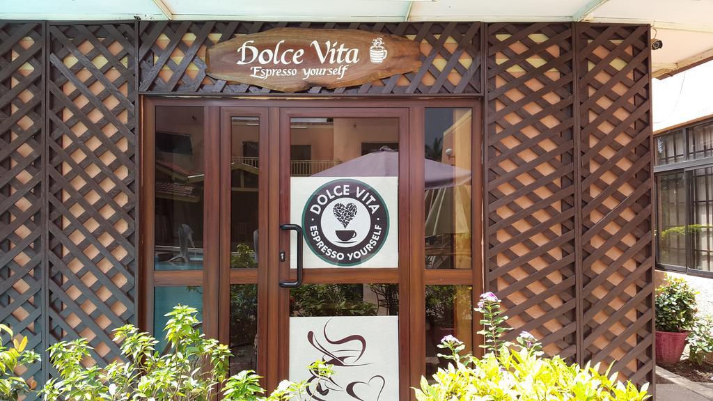 Sir Max Hotel Kumasi Exterior photo
