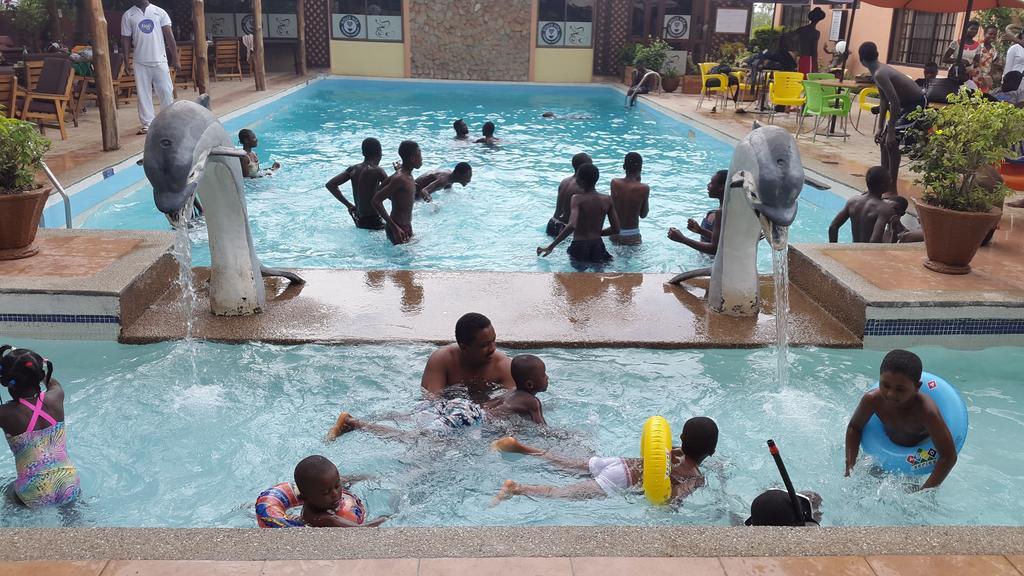 Sir Max Hotel Kumasi Exterior photo