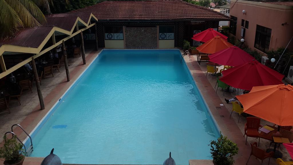 Sir Max Hotel Kumasi Exterior photo