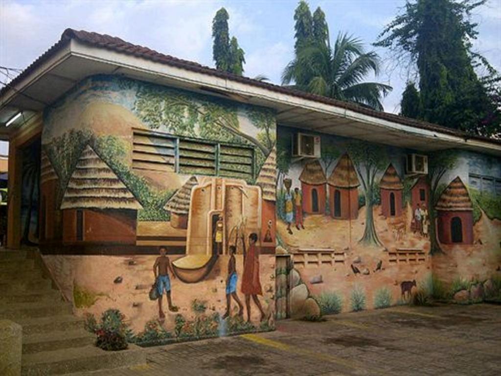 Sir Max Hotel Kumasi Exterior photo