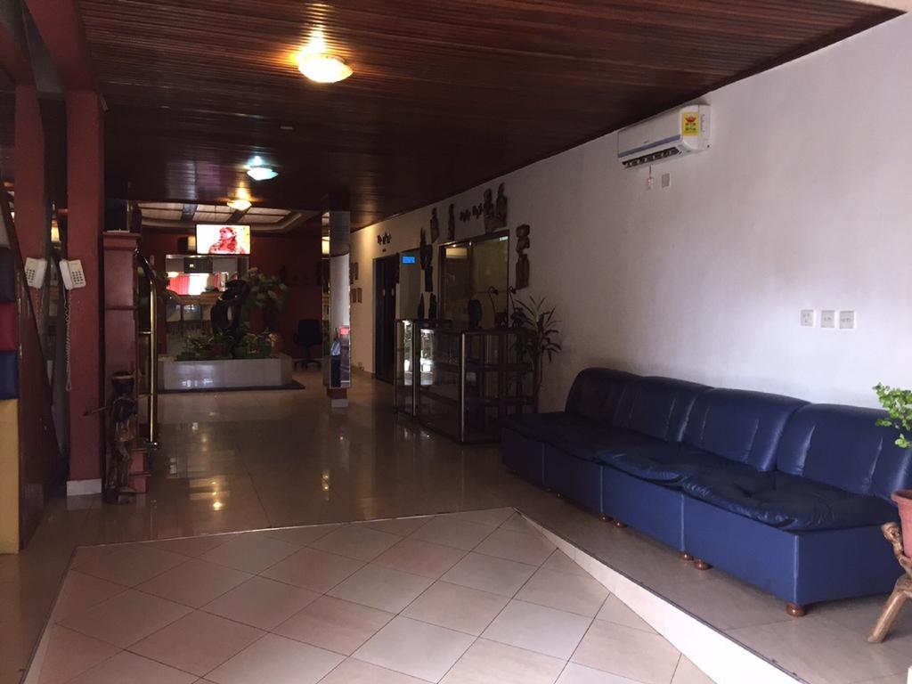 Sir Max Hotel Kumasi Exterior photo