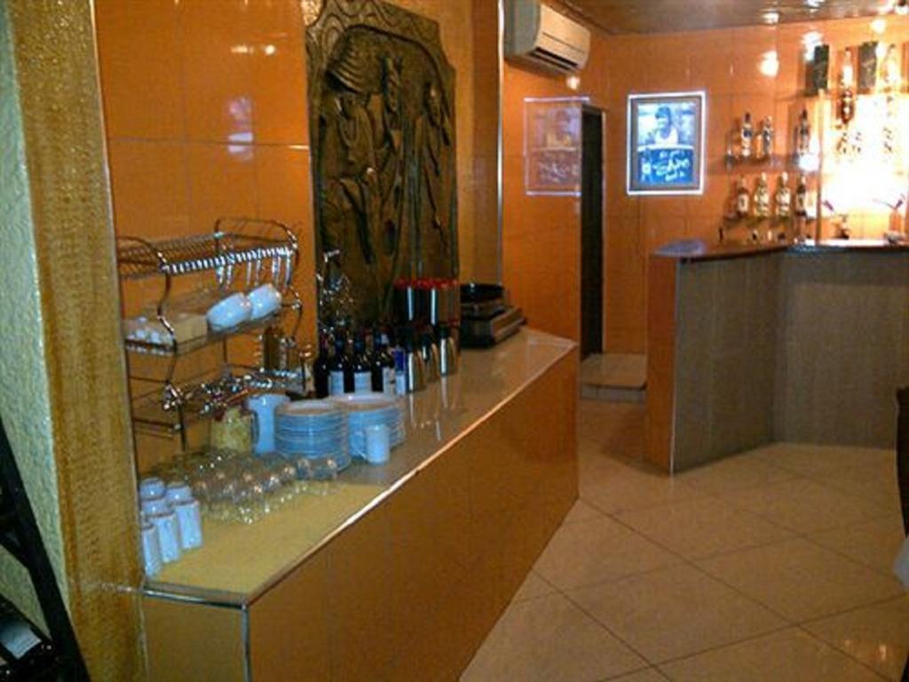 Sir Max Hotel Kumasi Exterior photo