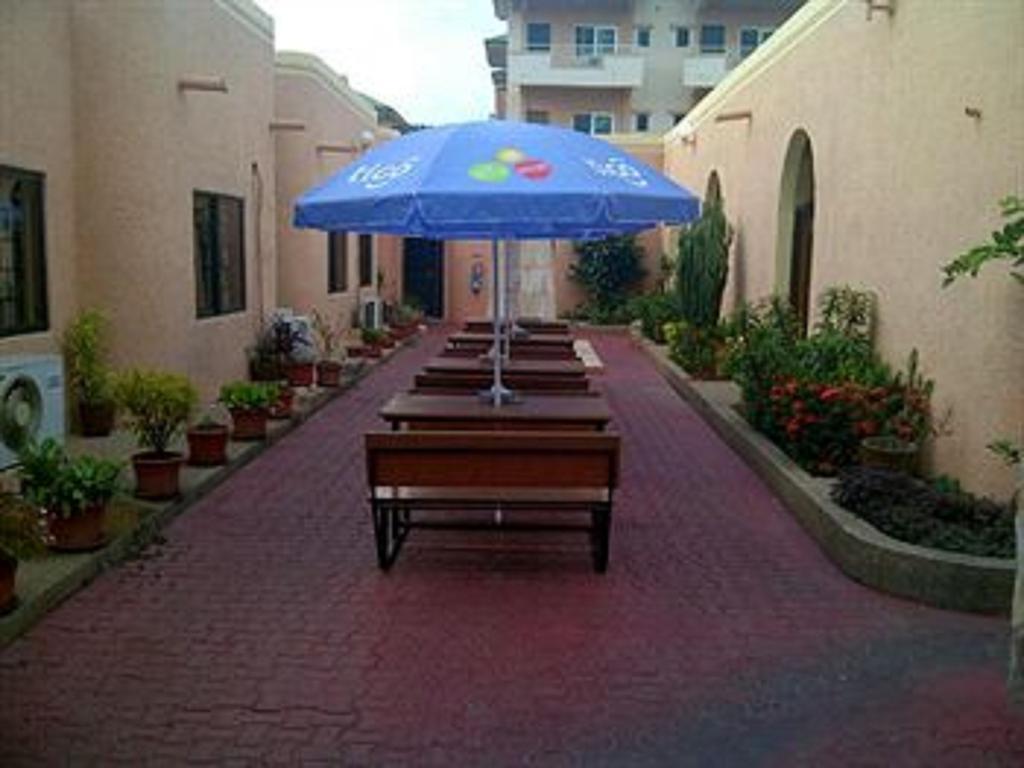 Sir Max Hotel Kumasi Exterior photo